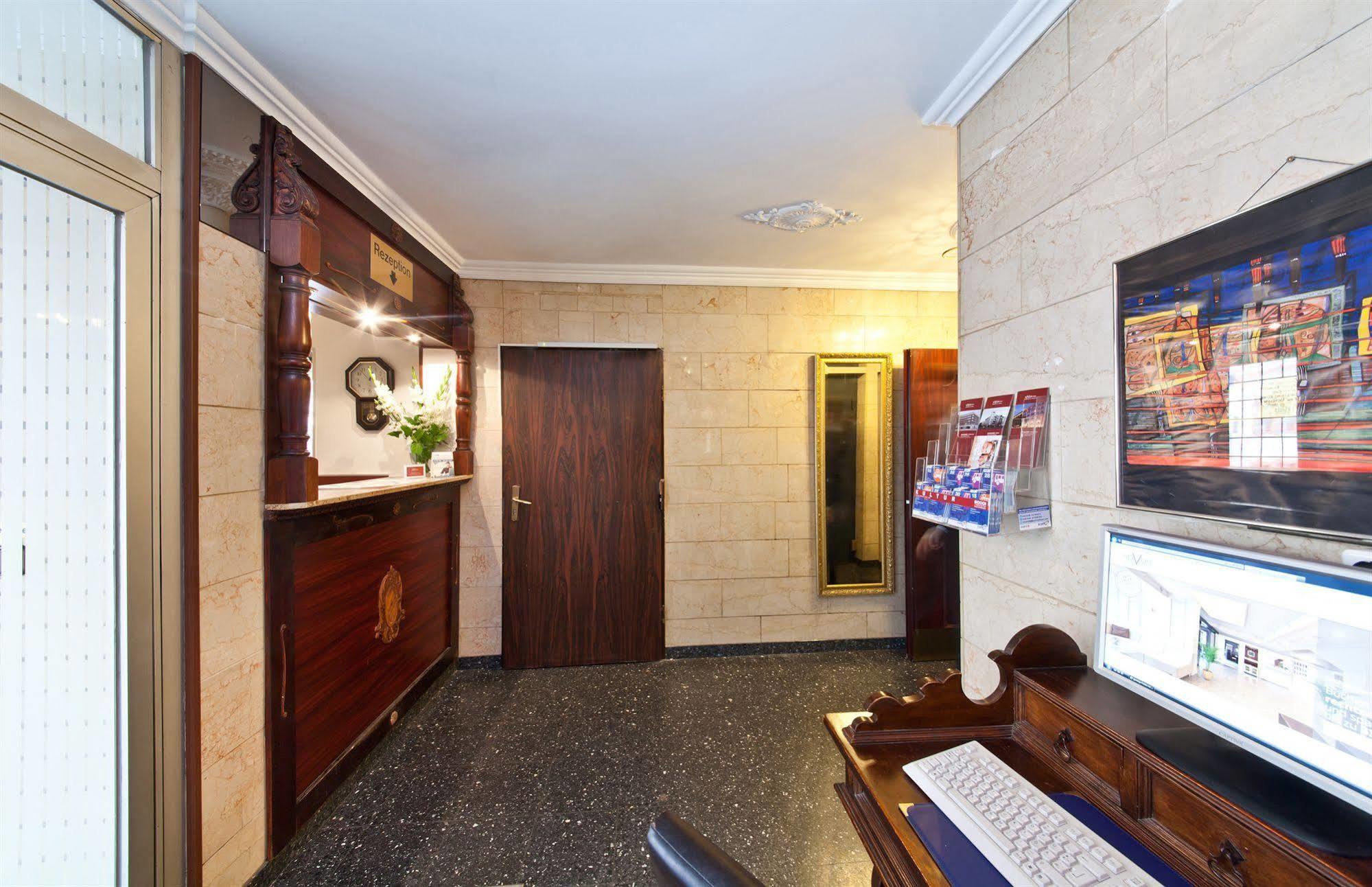 Hotel Primus Frankfurt Sachsenhausen Fráncfort del Meno Exterior foto
